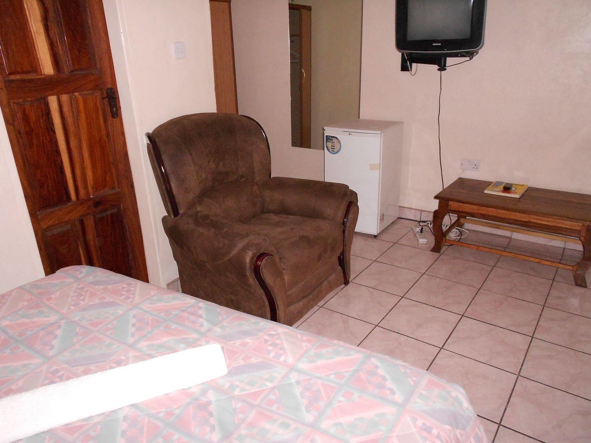 Comfort Corner Guesthouse Livingstone Exterior photo