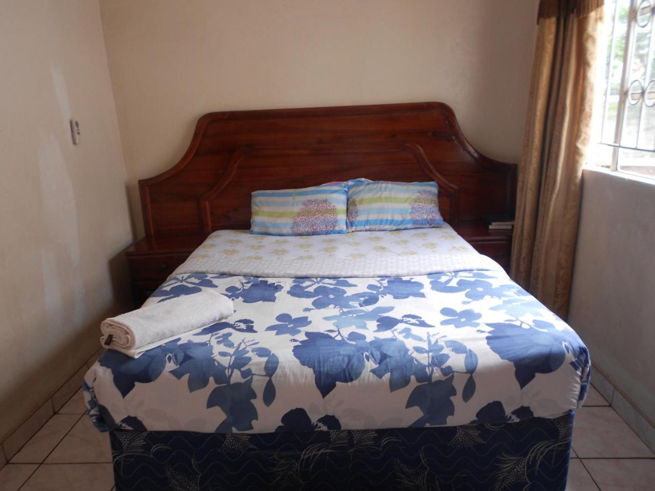 Comfort Corner Guesthouse Livingstone Exterior photo